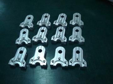 Подгонянная ось части Ra1.6 Ra0.8 3 и 0.005mm точности CNC подвергая механической обработке